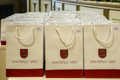 Ventspils māksliniecisko kolektīvu vadītāju - XIII Latvijas Skolu jaunatnes dziesmu un deju svētku dalībnieku godināšana. 29.08.2025.